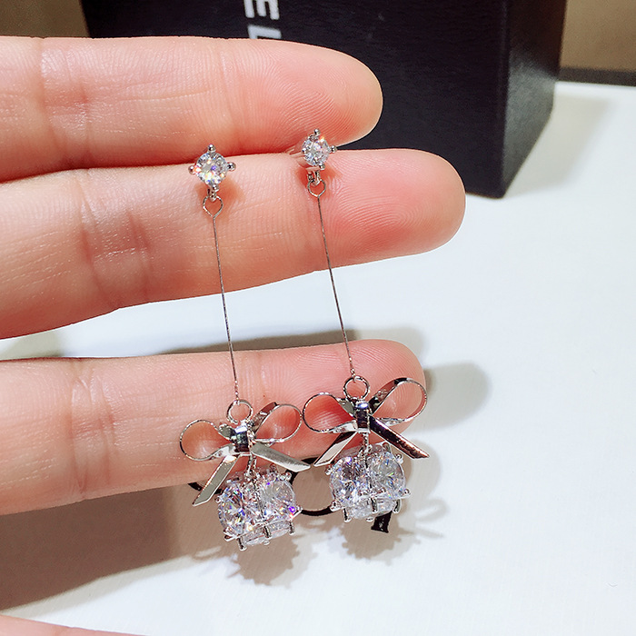 Earrings fashionable and exquisite 925 silver needle super diorite zircon long bow temperament retro versatile earrings earrings for women 